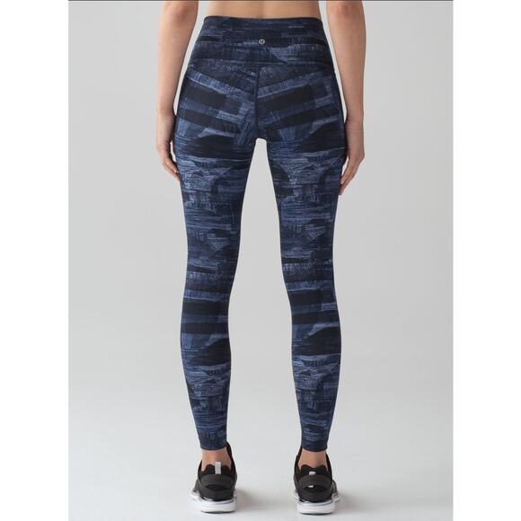 Lululemon Wunder Under Leggings 28in Sz 4  Transition Multi Midnight Navy Blue - Picture 2 of 14